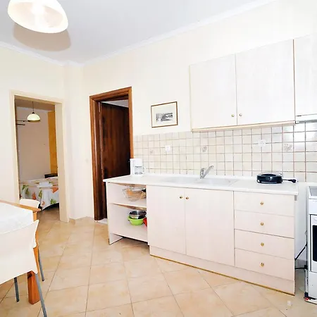 Apartman Pyramid Ájosz Szpirídonasz