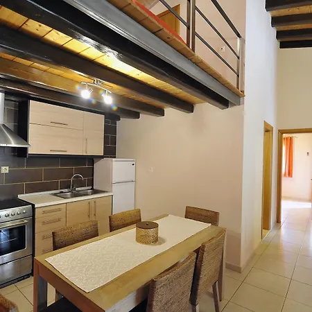 Pyramid Apartman