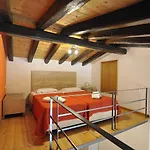 Pyramid Apartment Agios Spyridon (Corfu)